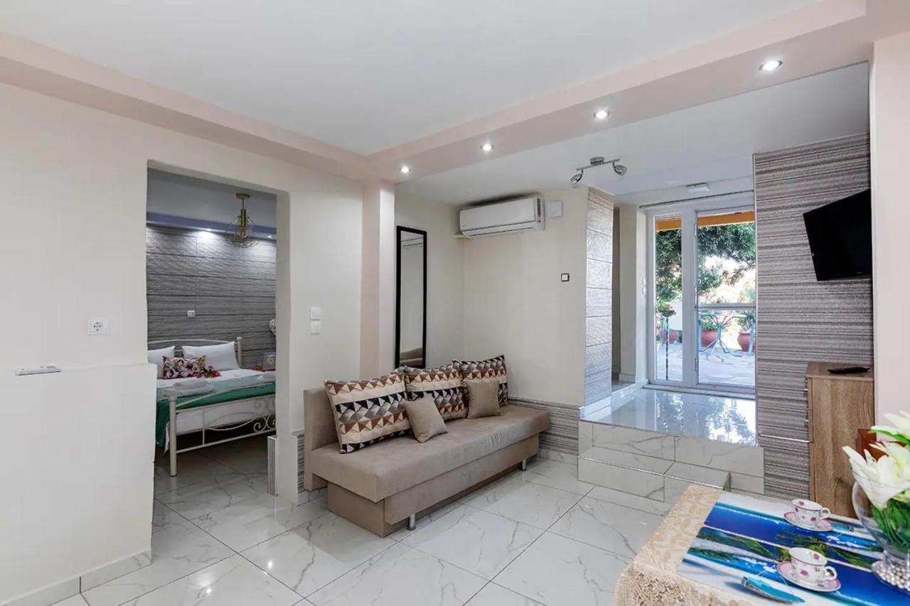 Rentinis Apartments Nikiti  Bagian luar foto